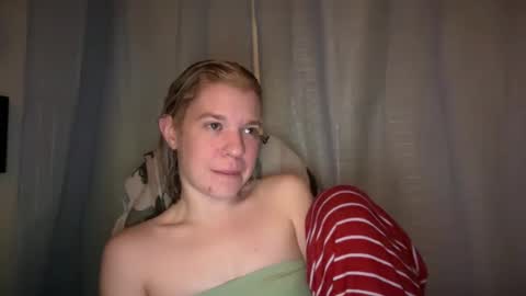 Snapshot of ebony8ivory chatting on March 2025 06:16:02 AM americnbarbie online show from March 2025 06:16:02 AM