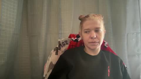 Snapshot of ebony8ivory chatting on March 2025 02:54:02 PM americnbarbie online show from March 2025 02:54:02 PM