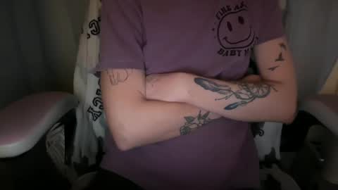 Snapshot of ebony8ivory chatting on March 2025 03:02:02 AM americnbarbie online show from March 2025 03:02:02 AM