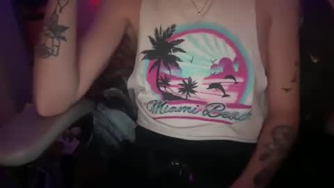 Snapshot of ebony8ivory chatting on September 2025 05:01:02 AM americnbarbie online show from September 2025 05:01:02 AM