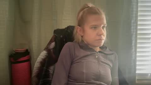 Snapshot of ebony8ivory chatting on October 2025 01:40:02 PM americnbarbie online show from October 2025 01:40:02 PM