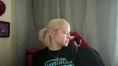 americnbarbie online show from November 2025 08:31:01 PM