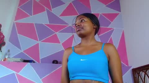 Snapshot of ebony_alika chatting on February 2025 04:44:01 PM Alika Ashanti online show from February 2025 04:44:01 PM