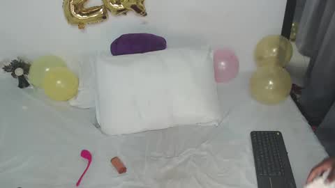 Snapshot of ebony_baby1 chatting on March 2025 11:46:01 PM Baby online show from March 2025 11:46:01 PM