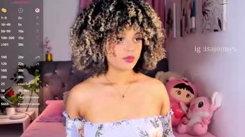 Snapshot of ebony_curly2 chatting on July 2026 08:27:01 PM isa online show from July 2026 08:27:01 PM