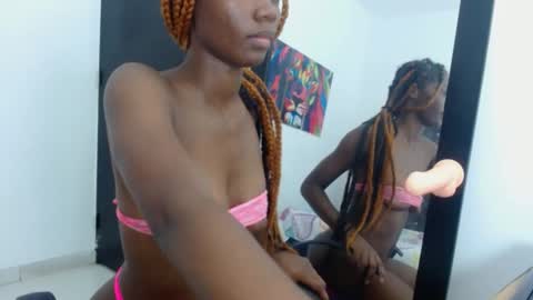 Snapshot of ebony_fantasy_ chatting on December 2024 07:30:02 PM Natalia online show from December 2024 07:30:02 PM