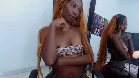 Snapshot of ebony_fantasy_ chatting on January 2025 06:01:02 PM Natalia online show from January 2025 06:01:02 PM