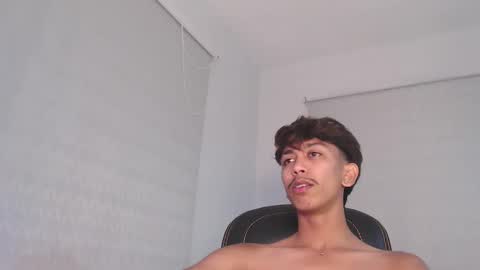 ebony_fuckboy online show from September 2025 08:09:01 PM