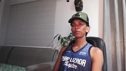 ebony_fuckboy online show from May 2026 06:09:01 PM