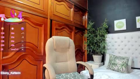 Snapshot of ebony_katterin chatting on November 2025 11:18:02 AM ebony_katterin online show from November 2025 11:18:02 AM