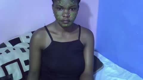 Snapshot of ebony_medline10 chatting on March 2026 06:47:01 AM anelikah online show from March 2026 06:47:01 AM