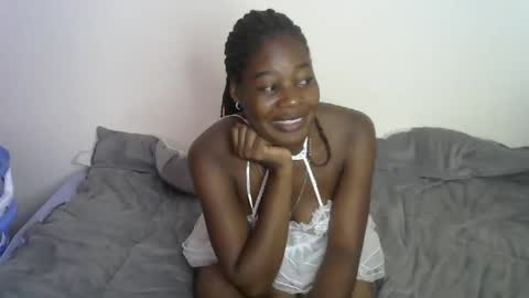 Snapshot of ebony_merry chatting on November 2025 06:13:01 AM ebony merry online show from November 2025 06:13:01 AM