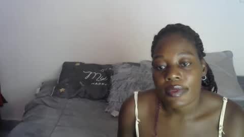 Snapshot of ebony_merry chatting on December 2025 12:10:01 PM ebony merry online show from December 2025 12:10:01 PM