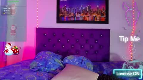 Snapshot of ebony_neighbormoans chatting on December 2025 07:18:01 PM LINA online show from December 2025 07:18:01 PM