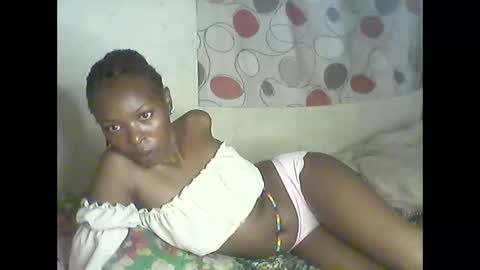 ebony_phoenix12 online show from November 2025 07:03:01 AM