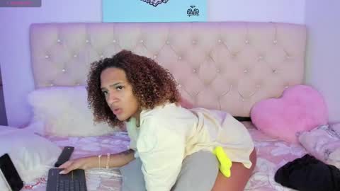 Snapshot of ebonygoddes03 chatting on February 2025 01:20:02 AM Queen Ebony online show from February 2025 01:20:02 AM