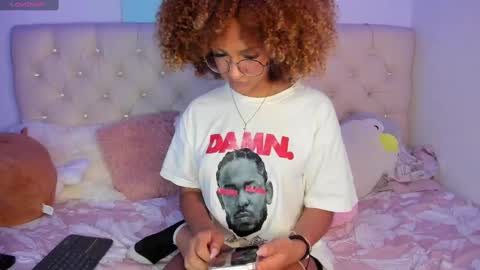 Snapshot of ebonygoddes03 chatting on February 2025 11:15:02 PM Queen Ebony online show from February 2025 11:15:02 PM