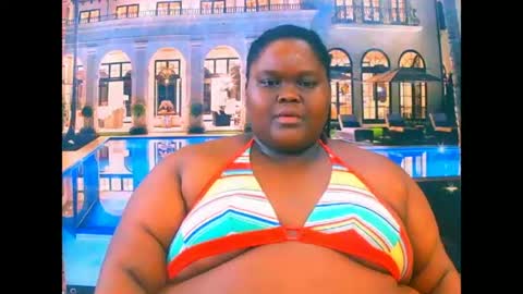 ebonyhotbuns4u2luv online show from June 2026 06:51:01 PM