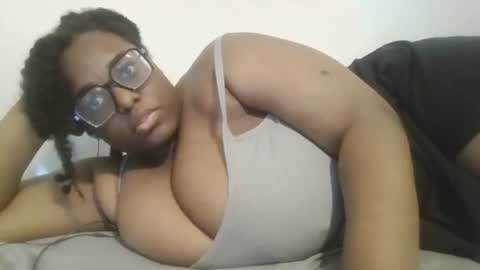 Snapshot of ebonymissc6 chatting on March 2025 06:01:02 PM ebonymissc6 online show from March 2025 06:01:02 PM
