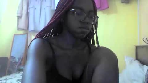 Snapshot of ebonymuse2 chatting on February 2026 10:22:01 AM Ebonymuse2 online show from February 2026 10:22:01 AM