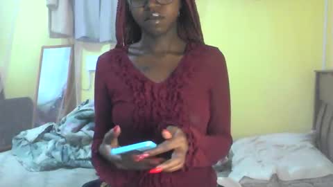Snapshot of ebonymuse2 chatting on February 2026 06:10:01 AM Ebonymuse2 online show from February 2026 06:10:01 AM