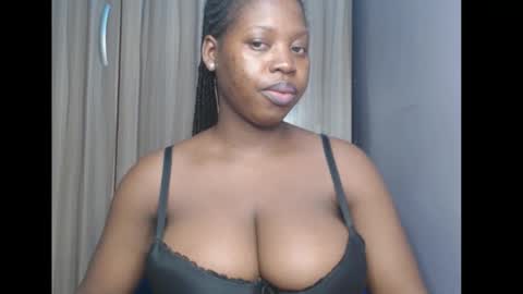 Snapshot of ebonyx_dripqueen chatting on March 2026 05:17:02 PM Loveth online show from March 2026 05:17:02 PM