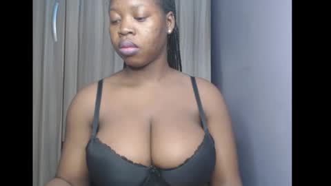 Snapshot of ebonyx_dripqueen chatting on March 2026 06:07:01 AM Loveth online show from March 2026 06:07:01 AM