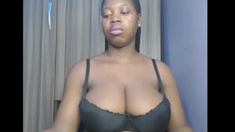Snapshot of ebonyx_dripqueen chatting on March 2026 06:08:01 AM Loveth online show from March 2026 06:08:01 AM
