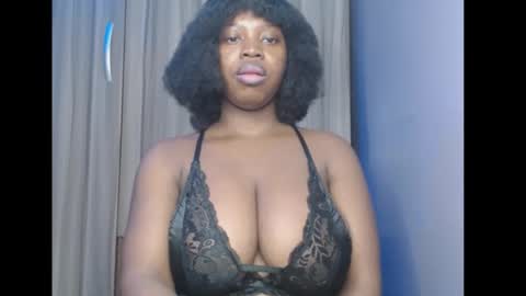 Snapshot of ebonyx_dripqueen chatting on March 2026 06:52:02 AM Loveth online show from March 2026 06:52:02 AM