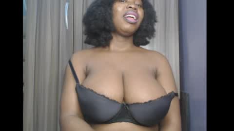 Snapshot of ebonyx_dripqueen chatting on March 2026 06:35:01 AM Loveth online show from March 2026 06:35:01 AM