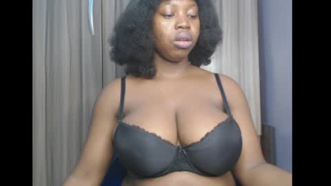 Snapshot of ebonyx_dripqueen chatting on April 2026 07:03:02 AM Loveth online show from April 2026 07:03:02 AM
