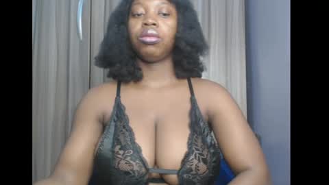 Snapshot of ebonyx_dripqueen chatting on April 2026 06:07:01 AM Loveth online show from April 2026 06:07:01 AM