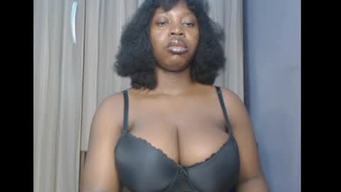 Snapshot of ebonyx_dripqueen chatting on April 2026 07:34:01 AM Loveth online show from April 2026 07:34:01 AM