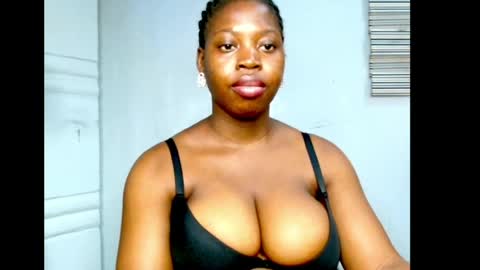 Snapshot of ebonyx_dripqueen chatting on May 2026 09:02:01 AM Loveth online show from May 2026 09:02:01 AM