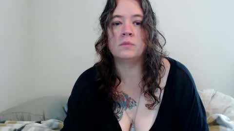 Weird Echo online show from September 2025 04:08:01 PM