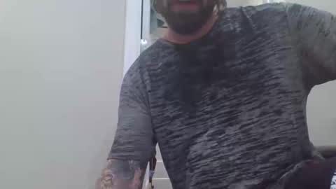 Snapshot of ecproductions14315609 chatting on November 2025 06:33:02 AM Rock Indigo online show from November 2025 06:33:02 AM