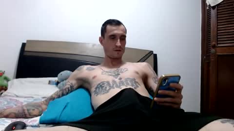 Snapshot of ed_big_cock chatting on June 2026 09:02:01 PM Edd Gallego online show from June 2026 09:02:01 PM