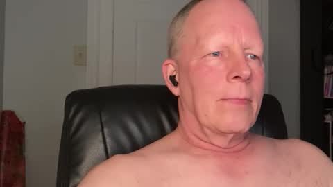 Eddy online show from December 2025 02:38:01 AM