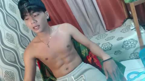 Snapshot of edelcum_xx chatting on February 2025 01:15:02 PM edelcum_xx online show from February 2025 01:15:02 PM