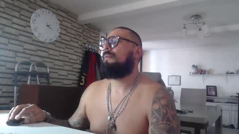 Snapshot of edgarram83 chatting on October 2025 08:17:02 PM edgarram83 online show from October 2025 08:17:02 PM