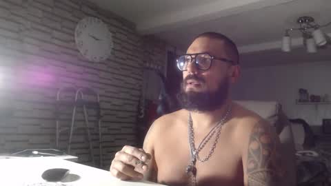 Snapshot of edgarram83 chatting on October 2025 08:46:02 AM edgarram83 online show from October 2025 08:46:02 AM