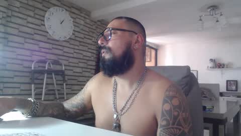 Snapshot of edgarram83 chatting on October 2025 07:03:01 PM edgarram83 online show from October 2025 07:03:01 PM