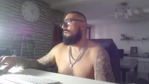 Snapshot of edgarram83 chatting on November 2025 11:05:02 PM edgarram83 online show from November 2025 11:05:02 PM