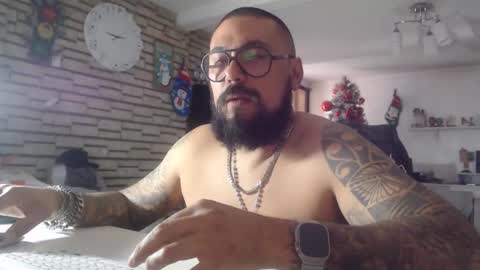 Snapshot of edgarram83 chatting on December 2025 08:47:02 PM edgarram83 online show from December 2025 08:47:02 PM