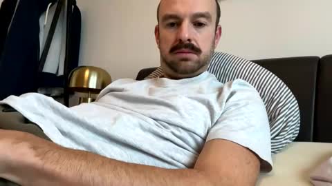 Snapshot of edge_guy chatting on January 2025 12:37:01 PM edge_guy online show from January 2025 12:37:01 PM