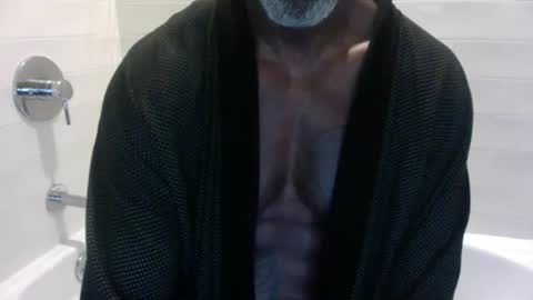 Snapshot of edgingdaddy chatting on May 2026 11:51:02 AM Dad online show from May 2026 11:51:02 AM