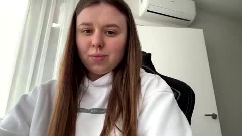 Edina online show from April 2026 09:14:01 AM