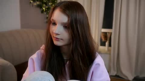 Lisa  online show from March 2026 11:44:02 PM