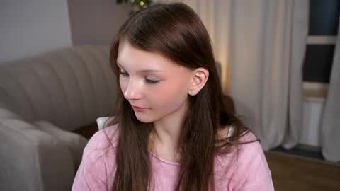 Lisa  online show from March 2026 11:10:02 PM