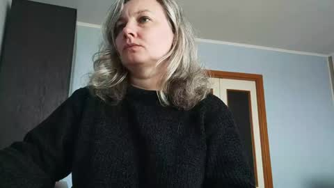 Snapshot of edithmanning chatting on April 2026 08:12:01 AM edithmanning online show from April 2026 08:12:01 AM
